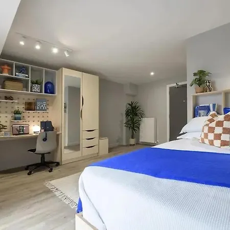 Yugo Bottleworks Apartment *
