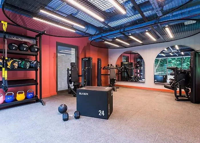 Апартаменты Yugo Bottleworks Корк